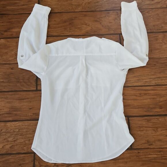 Calvin Klein women's small/petite white button front blouse adjustable sleeves - Picture 5 of 7
